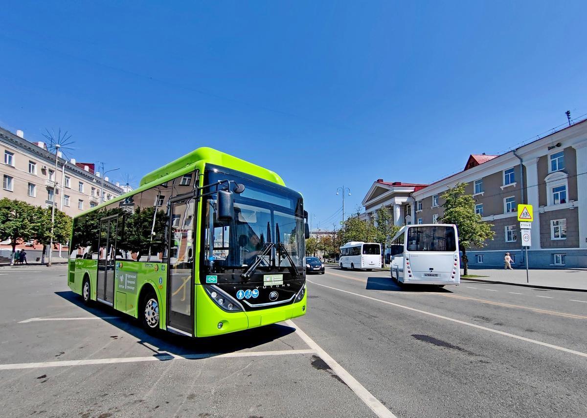 Выставка-презентация автобусов, полученных компаниями-перевозчиками,  работающими по регулируемому тарифу — Новый Мир